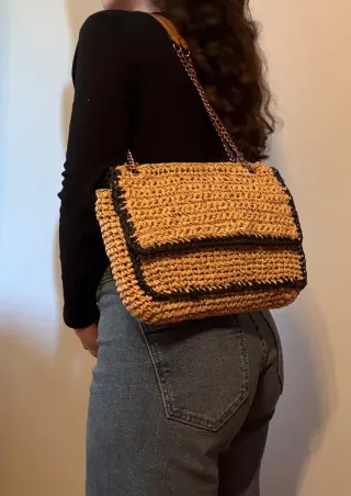Bolso de rafia y piel verano