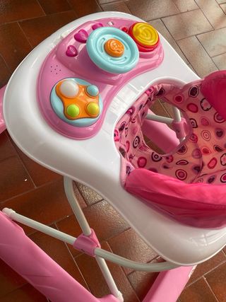 Carrito mesedero y andador para niños 110€ los 3