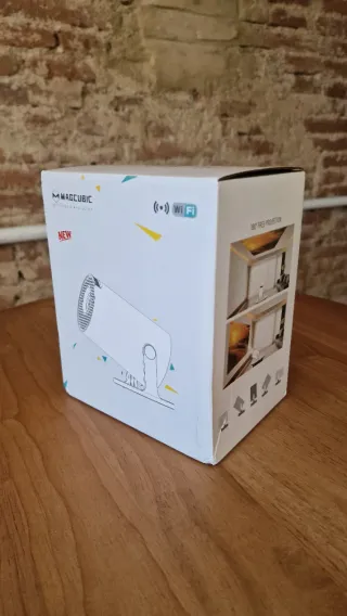 Proyector Magcubic HY300 Android con WiFi