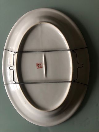 Plato de porcelana antiguo decorado