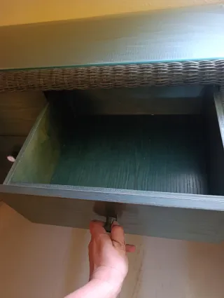 Cómoda y Mesilla Mimbre y Madera