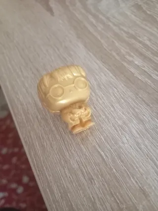 Figura Harry Potter Dorada