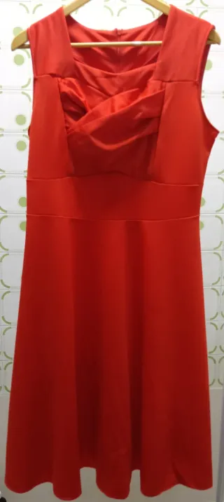 Vestido de verano rojo