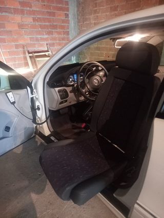 Asiento giratorio minúsvalido + acelerador + freno