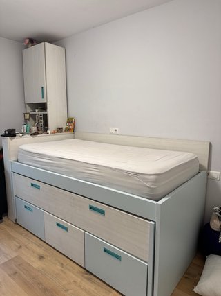 Dormitorio juvenil con cajones