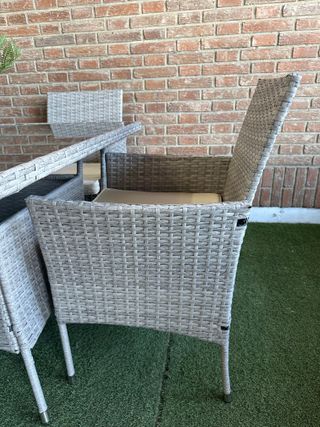 Conjunto Mesa Cuadrada + 4 Sillas de Ratan