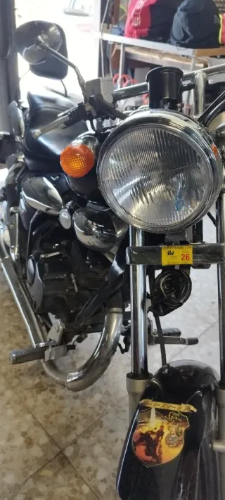 Kymco Zong II 125cc Cruiser Negra