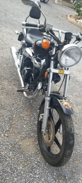 Kymco Zong II 125cc Cruiser Negra