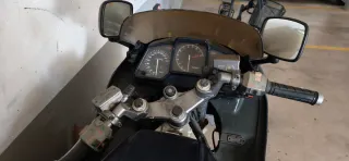Honda VFR 750F Azul Plata