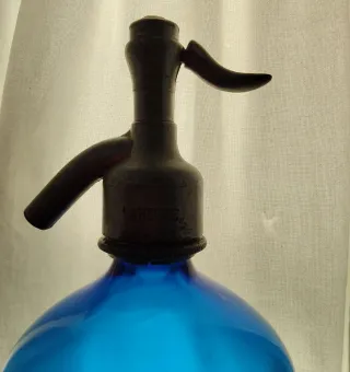 Sifón azul italiano.Savona