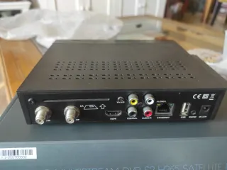 Engel RS8100HD Receptor Satélite Full HD