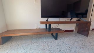 Mesa TV Madera Oscura se regula