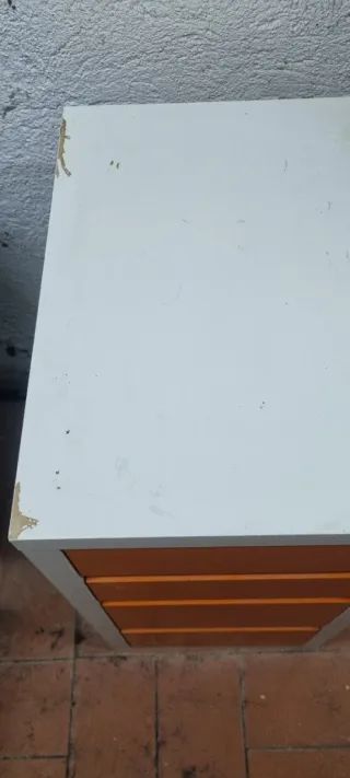 Cajonera Ikea Metal Naranja y Blanca