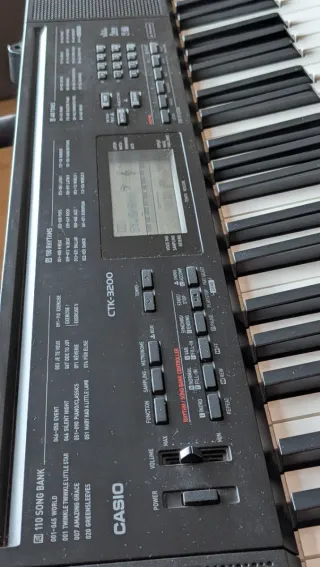 Teclado Casio CTK-3200