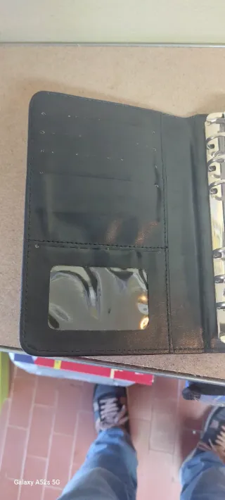 Organizer con penna multicolore