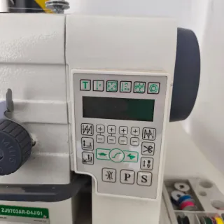 Máquina de coser industrial ZOJE