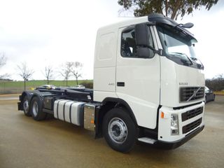 Volvo FH 13 440-CAMIONES GANCHO