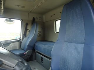 Volvo FH 13 440-CAMIONES GANCHO