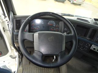 Volvo FH 13 440-CAMIONES GANCHO