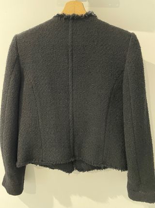 Chaqueta estilo Chanel Mango Negra Talla M