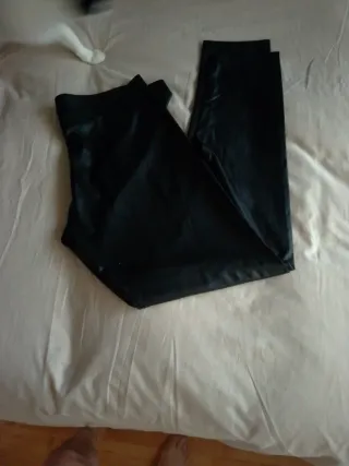 Leggings Calzedonia efecto piel Talla L