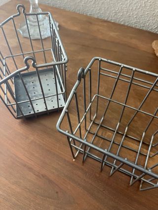 Cesta metálica para cubiertos o estropajo