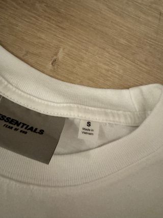 Camiseta Essentials Blanca