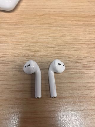 AirPods 1ª Gen Apple