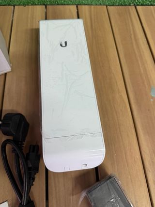 Ubiquiti Networks NSM2 NanoStation M2 2.4 GHz 11dB