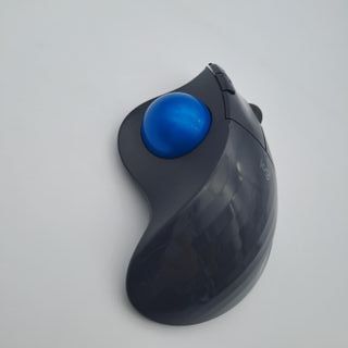 Mouse Ergonomico Logitech Ergo M575