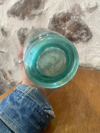 Sifón antiguo azulado