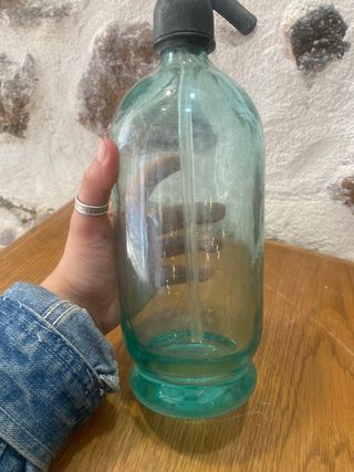 Sifón antiguo azulado