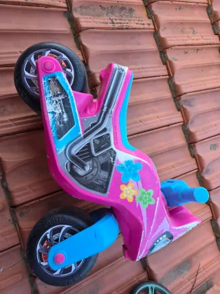 Moto Molto para niña