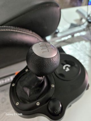 Volante Logitech G29 + Pedales y Palanca