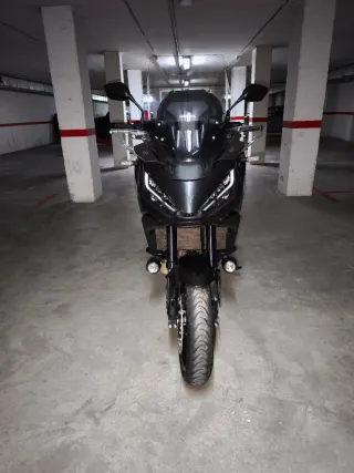 Honda NT1100 DCT Negra