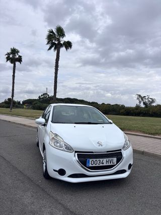 Peugeot 208 2014