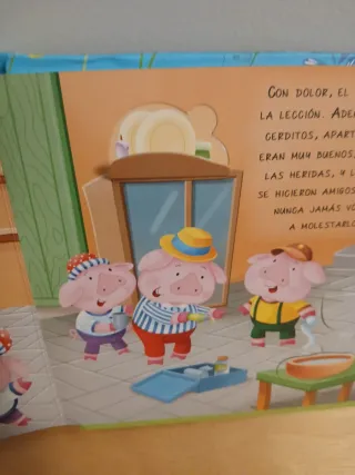 LOS TRES CERDITOS (solapas)