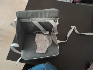 Trona portátil infantil gris