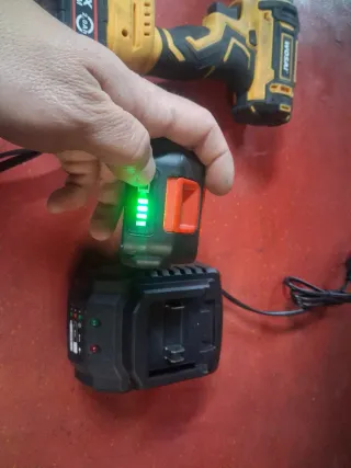 Taladro Atornillador WOSAI 20V