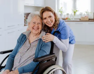 Cuidadora de adulto mayor