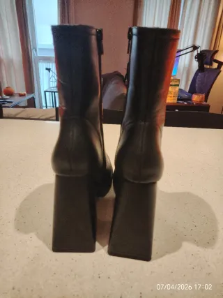 Botines de tacón negros con plataforma