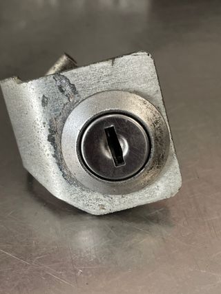 Cerradura y Centralita Suzuki GSR600 2007