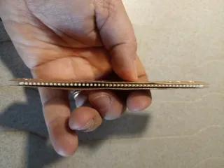 Pettine antico con fodero in metallo lavorato