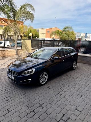 Volvo V60 2015