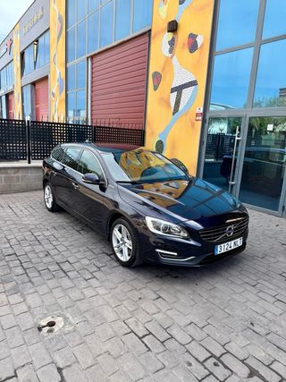 Volvo V60 2015