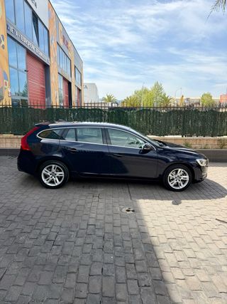 Volvo V60 2015