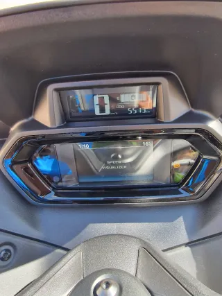 Yamaha XMAX 300 Tech MAX Negra