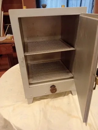 Armario Metálico PACISA Pequeño