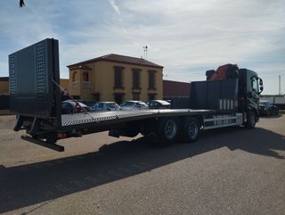 Volvo FH 500-CAMIONES PORTAMAQUINARIAS
