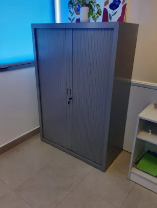 URGE VENTA MOBILIARIO OFICINA